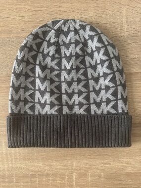 Michael Kors Gray & Charcoal MK Logo Beanie